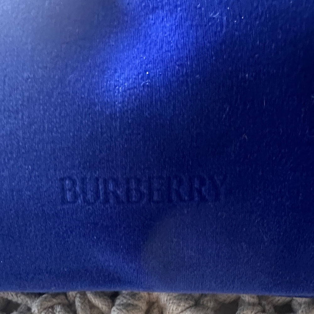 Burberry Olive Green Sunglasses with Blue Case *Unisex!* - Picture 4 of 16